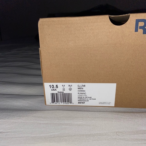 Reebok Classics - Picture 4 of 5